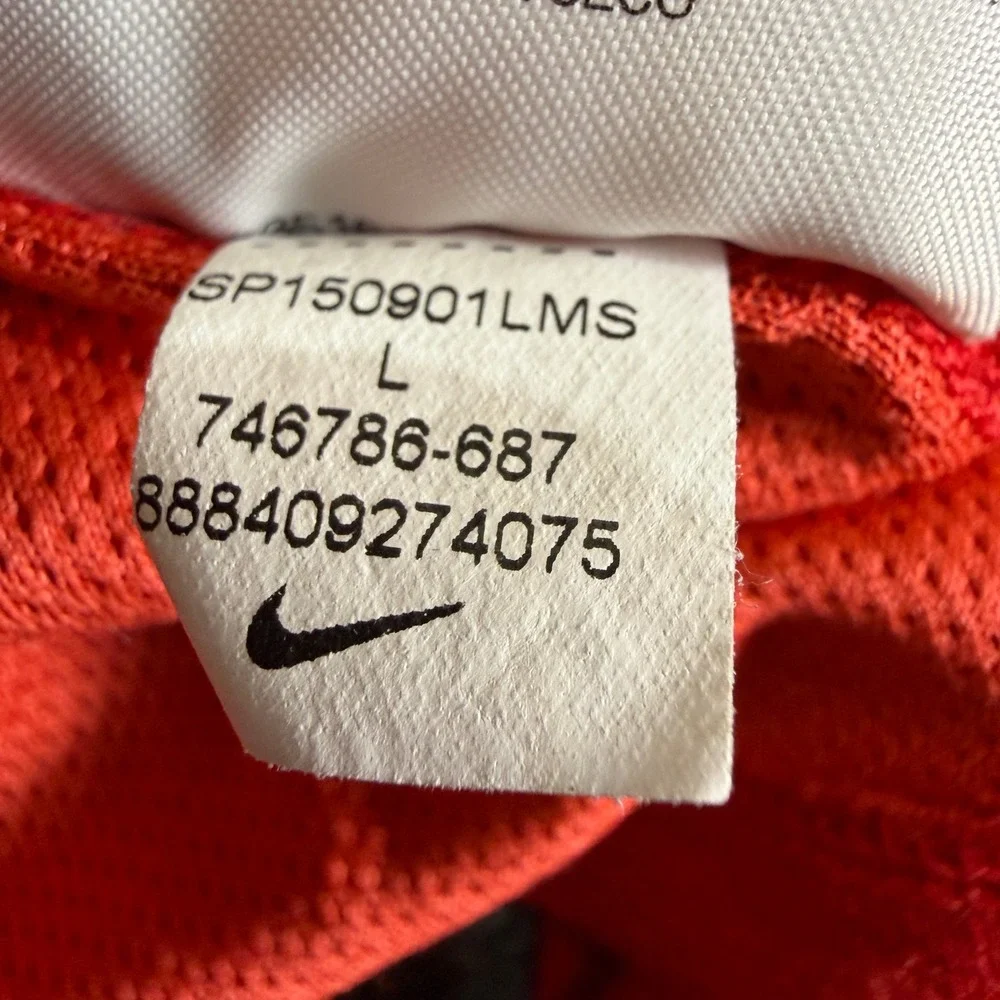Nike running top